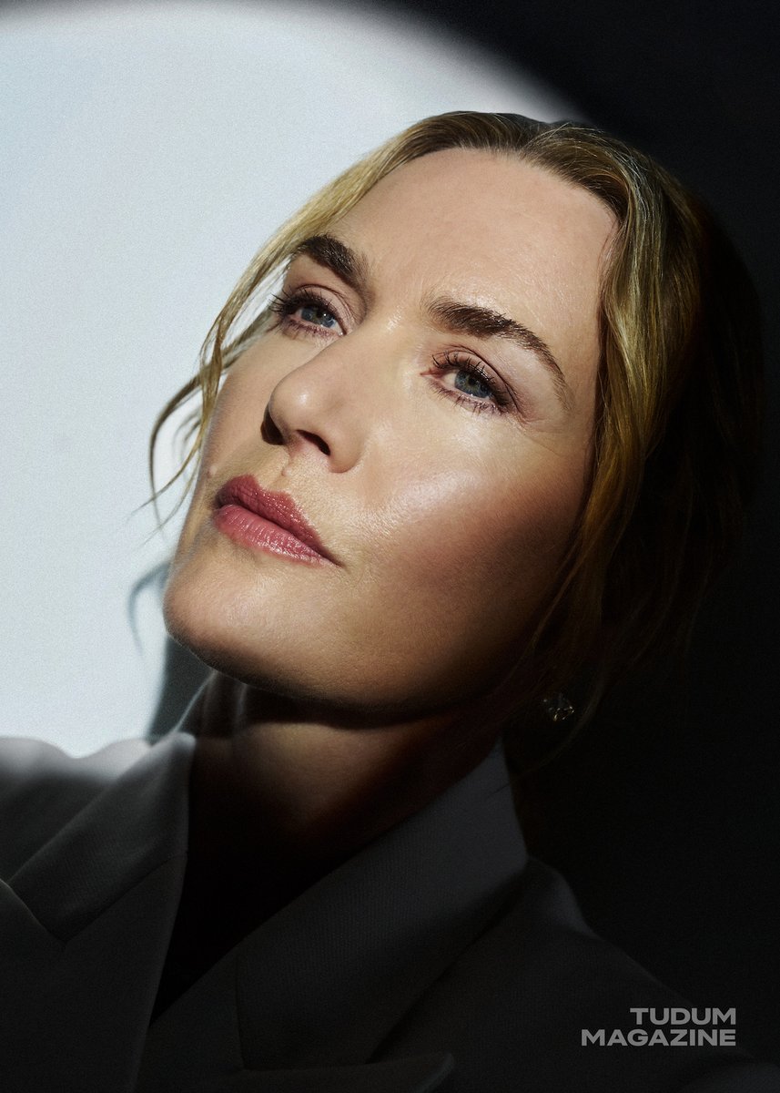 ahung's tweet photo. New pics of Kate Winslet & Joe Anders from Goodbye June by @NetflixTudum See interview here (mostly stuff we know):
https://t.co/wstOVu244b #KateWinslet #JoeAnders #GoodbyeJune @vintagevibes98_ @cestmoi59 @mrewinslet @Sharon1181634 @andysandbags @KLeoBensler @Kleoofdreams https://t.co/5xPDfL6k4b