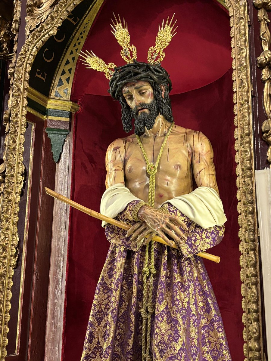 ⚜️ #CULTOS |  

En la mañana de hoy, así se nos presenta el Santísimo Cristo de la Humildad para el tiempo de Adviento.

⛪️ <a href="/Pvictoriamalaga/">Parroquia Basílica Real Santuario Victoria Málaga</a>  

#CofradíasMLG