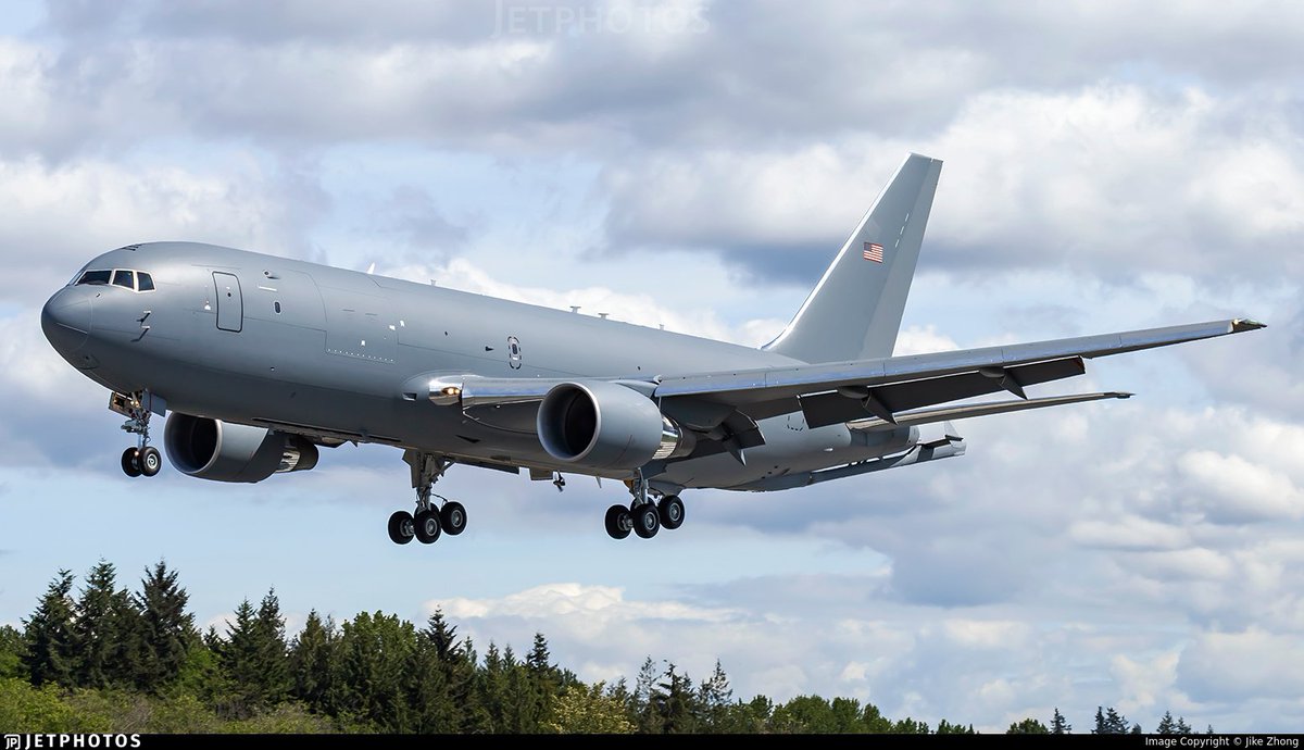 Flightwatcher1's tweet image. #USAF KC-46A Pegasus
Matricula: 22-46103
Hex: #ae63d3
Desde Whiteman AFB🇺🇸 hasta el frente de Los Roques🇻🇪, en la misma zona donde estuvieron orbitando los B-52H
foto de referencia
#SOUTHCOM