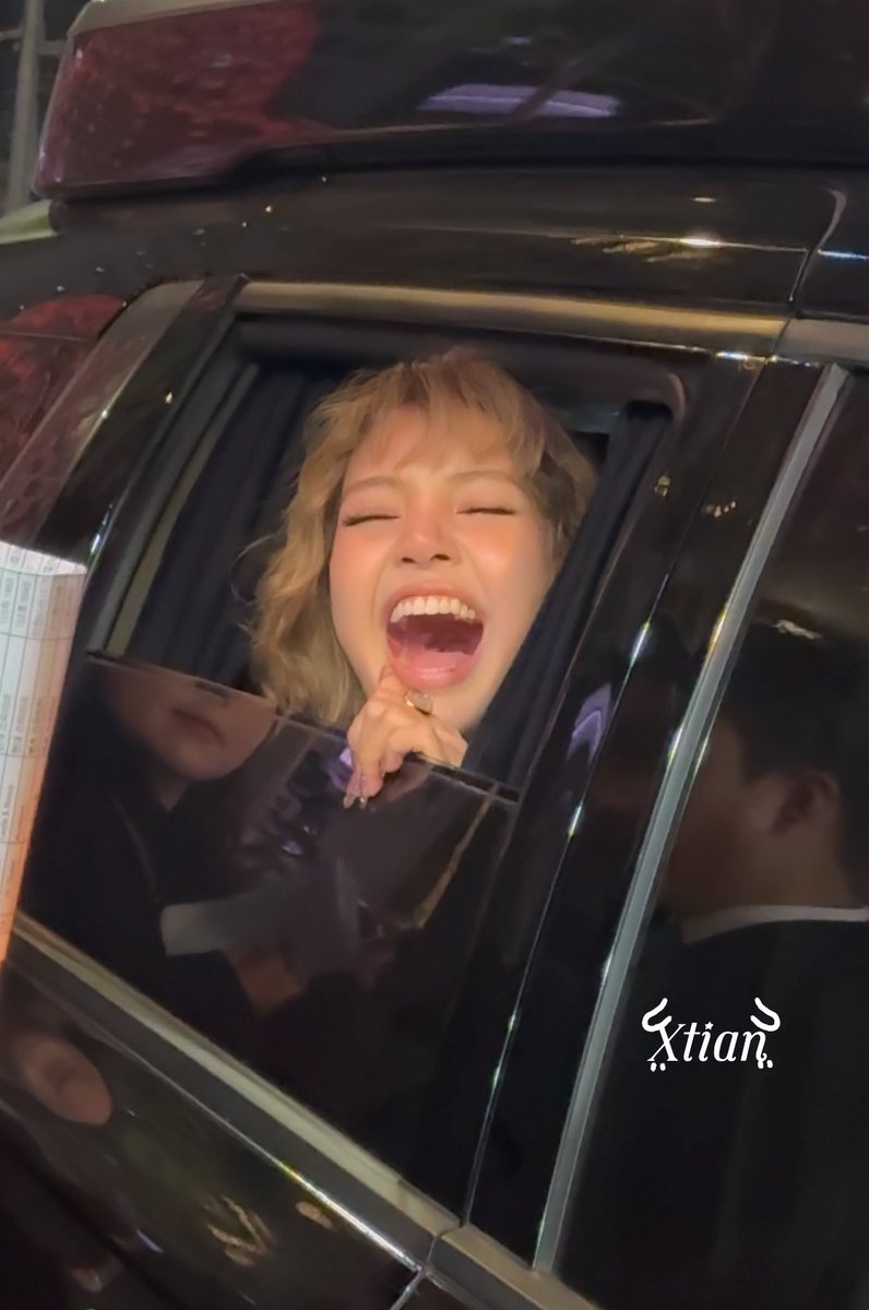 gaojingyang6's tweet image. 251203 🇰🇷lv플랫폼 활동

아무리 추워도 가치가 있다！！

#BLACKPINK #블랙핑크 
#LISA #리사 #ลิซ่า #ลลิษา #ラリサ