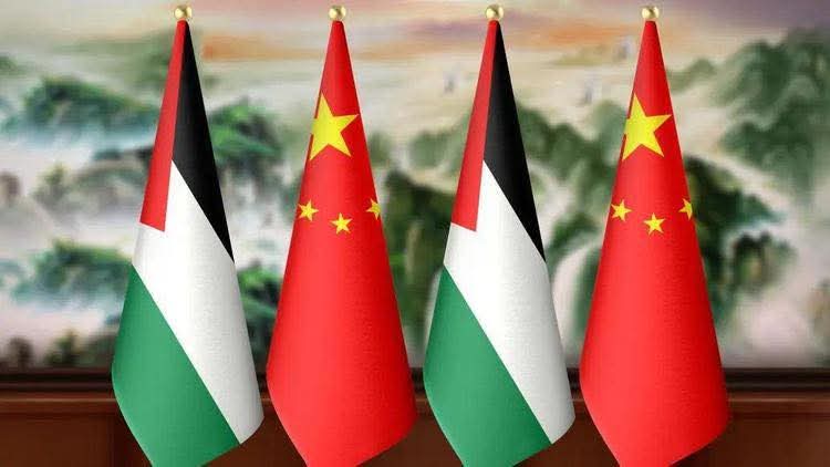 mog_china's tweet photo. 🇨🇳🇵🇸
عـــــــــــــــــاجل
🔴الرئيس شي جين بينغ يعلن تقديم مساعدات مالية تقدر قيمتها مايعادل 100 مليون دولار أمريكي لتخفيف الأزمة الإنسانية في غزة ودعم إعادة إعمار القطاع. 
_ شينخوا https://t.co/RiHh3cKS9g
