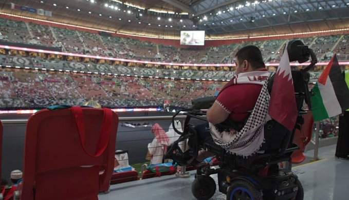 كأس العرب FIFA قطر 2025 توفر تجربة شمولية للمشجعين ذوي الإعاقة. أكدت اللجنة المحلية المنظمة لبطولة كأس العرب FIFA قطر 2025 التزامها بتقديم تجربة شمولية خالية من العوائق لجميع المشجعين، ومن ضمنهم ذوي الإعاقة، والإسهام في ترسيخ إرث مستدام من الإتاحة وسهولة الوصول في الأحداث 