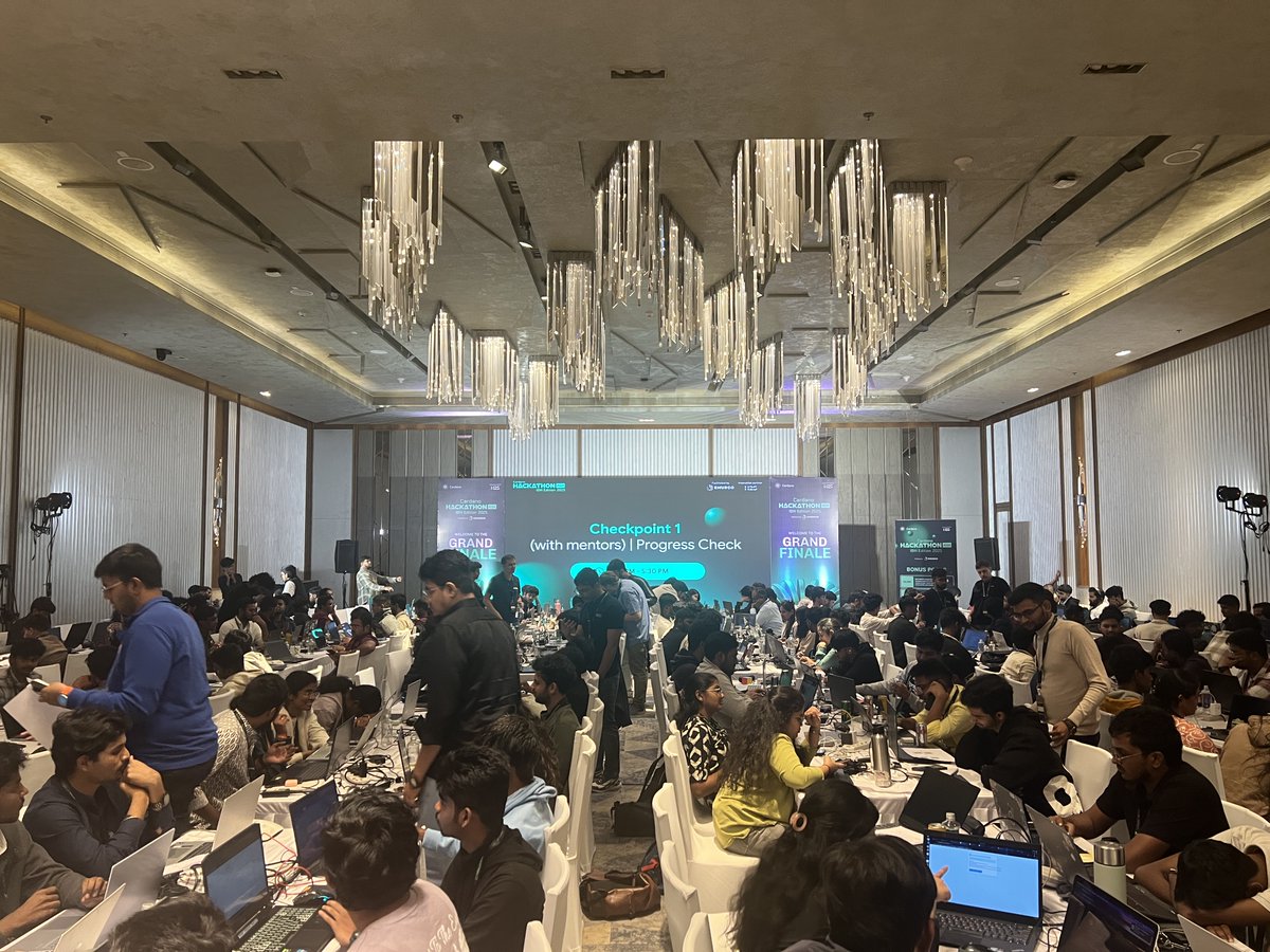 Padierfind's tweet image. Last trip of the year ✅

I spent the week in Bangalore, where Masumi was a part of the Cardano Asia Hackathon, with its own track and over 500 young hackers participated with around 40% of them building Agents on Masumi.

Afterwards we participated at IBW and talked to hundreds…