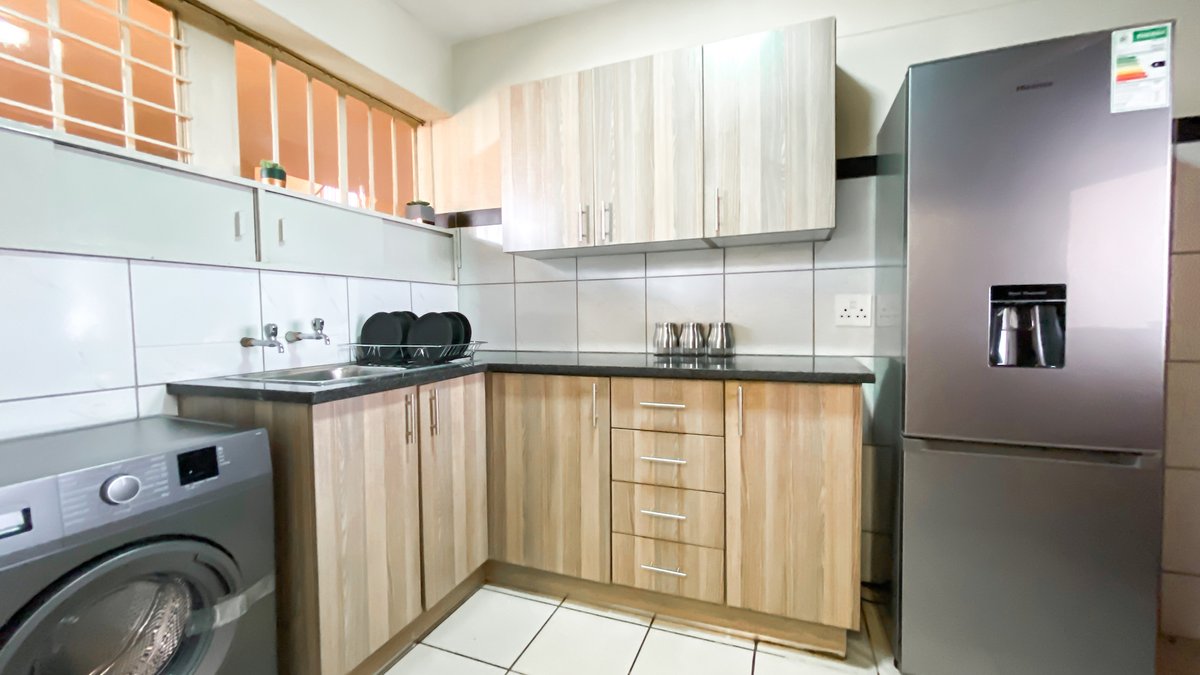 AfricaHousingCo's tweet image. Upgrade your lifestyle and move into a stylish apartment of your own. Visit our website for more:  afhco.co.za/building/resid… #innercityrentals #cityliving #MoveUp #StaywithAFHCO #apartmentstolet #MoveUpwithAFHCO #AFHCO #propertymanagement #rent #apartments #johannesburg #gauteng