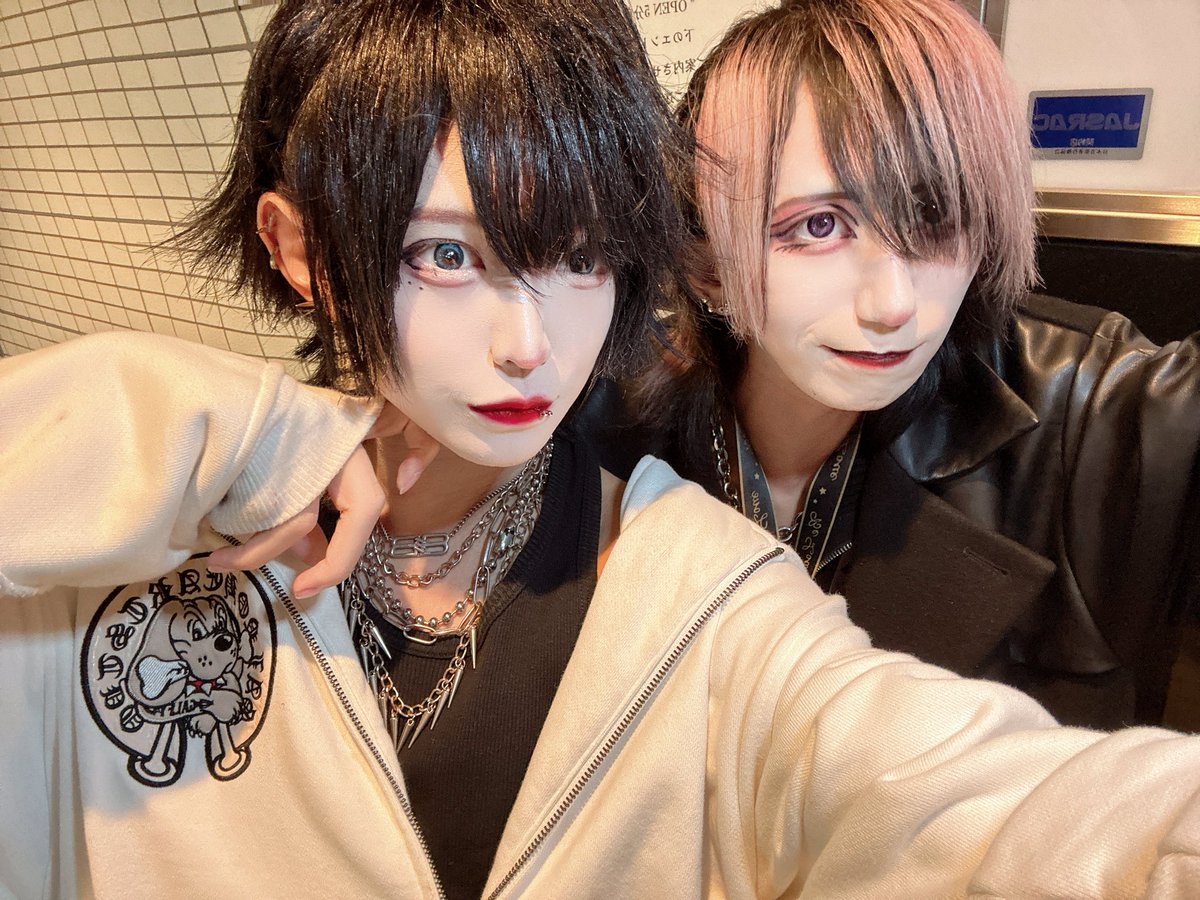 くろねこあ tweet media