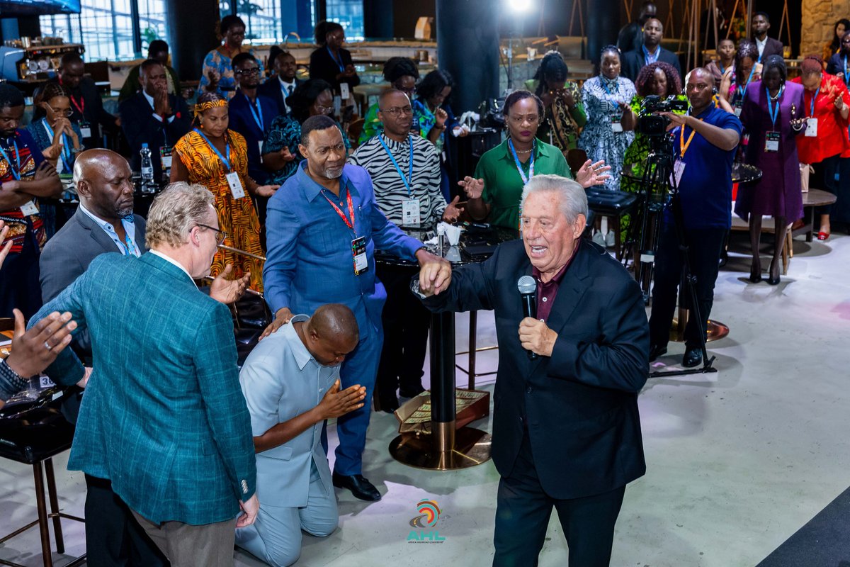 Protel Studios tweet media