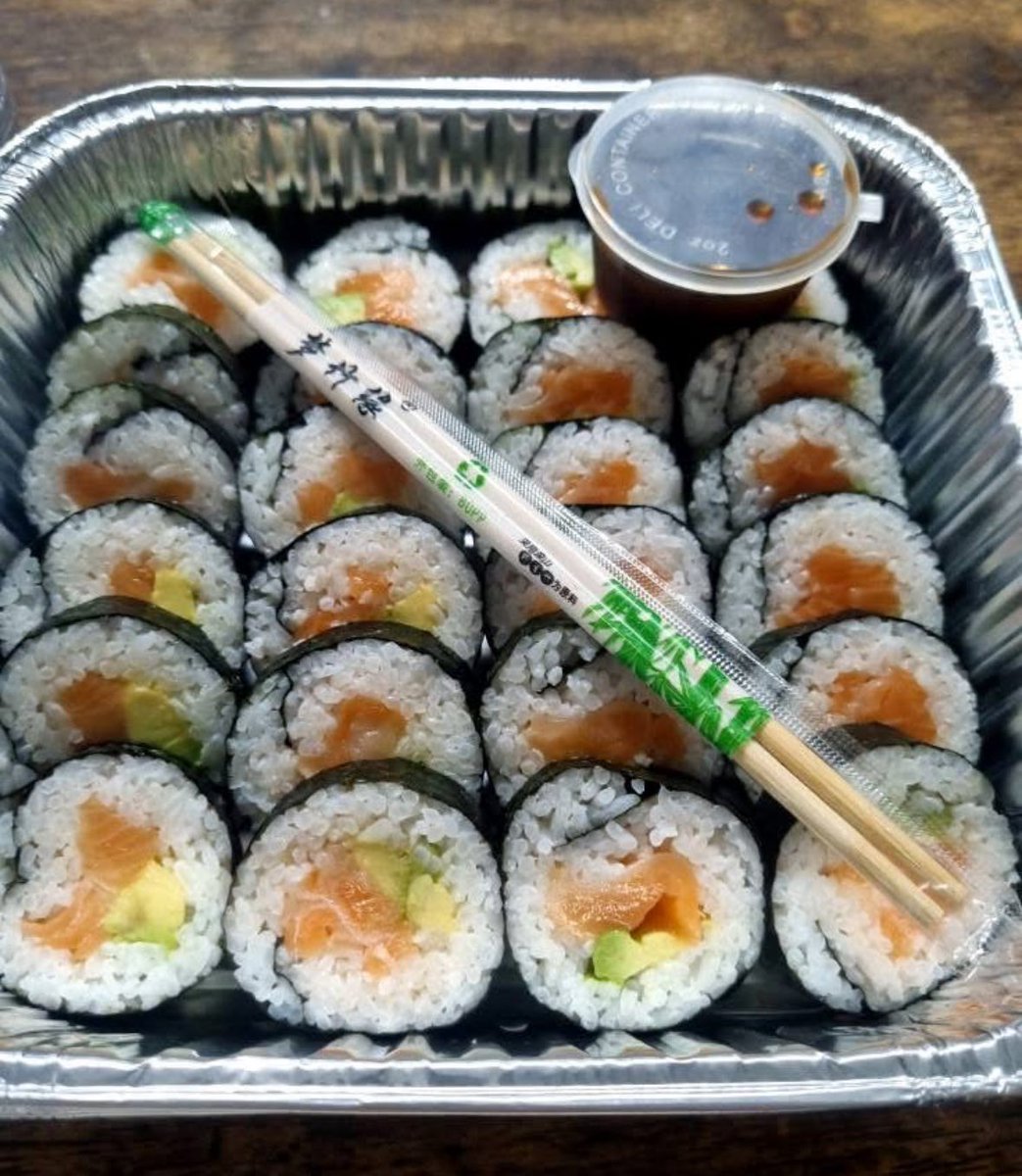 nauru_japan's tweet image. 日本よ、これがナウル寿司だ！！