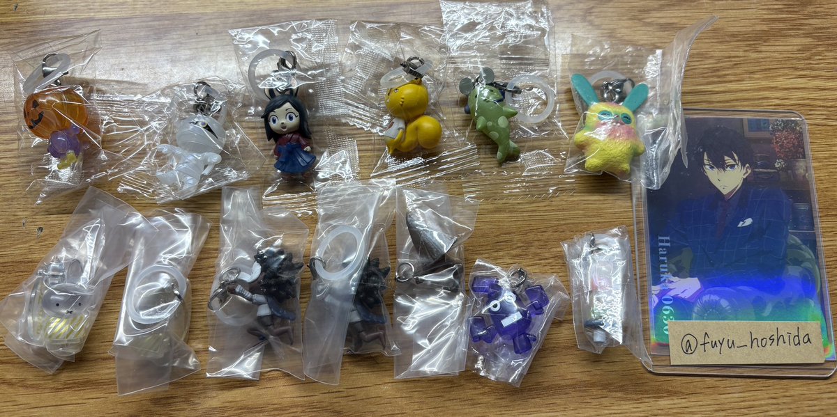 【交換】 めじるしアクセサリー ガチャ  シーズンコレクション サマーウォーズ リトルナイトメア ファグラー ミッフィー ぜんまいざむらい もやしもん

求 ジュエルペット(ラブラ)or異種めじるしアクセサリー(検討)

譲 画像参照

纏めての方優先

都内手渡しor郵送
お時間頂きます