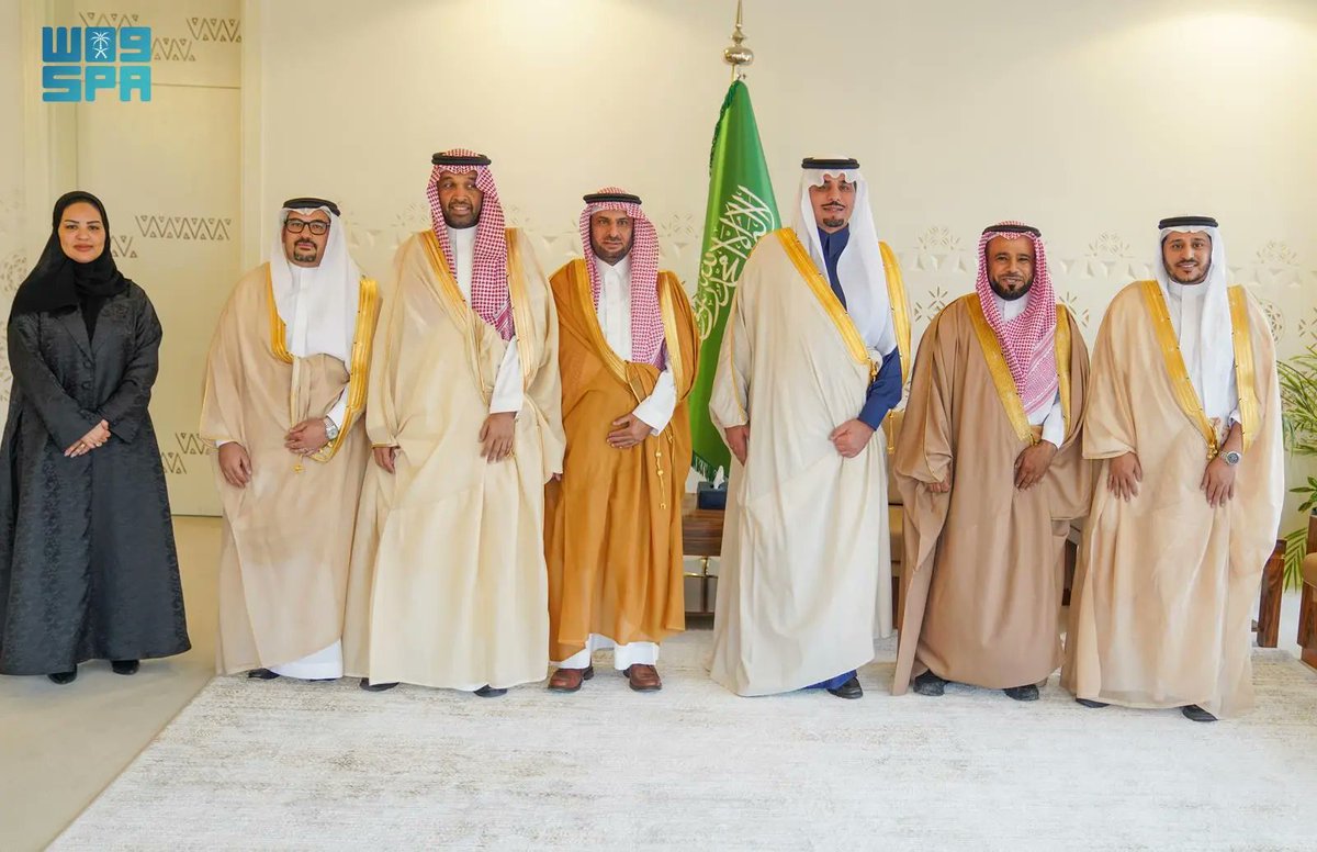 مُحافظ الدرعية ورئيس جامعة المعرفة يبحثان تعزيز التعاون الأكاديمي.
spa.gov.sa/ar/w2458780
#واس