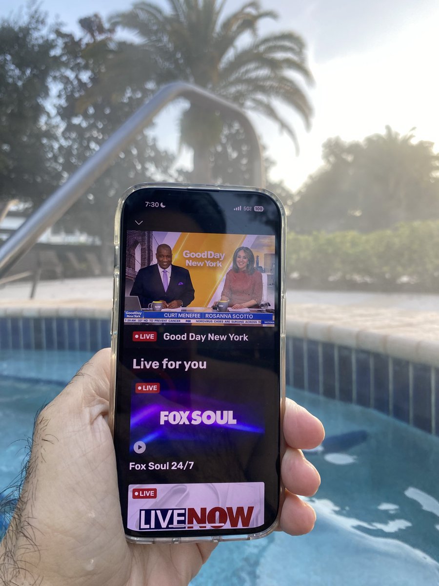 report it ® tweet media