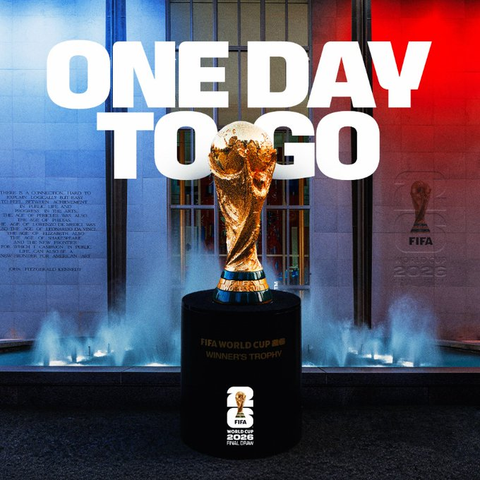 OliveiraRafa's tweet photo. É amanhã!
Estarei na transmissão do sorteio (14h) na CazéTV.

Aliás, será o dia inteiro de programação sobre Copa do Mundo, projetando e repercutindo o tão aguardado sorteio.
O que não falta é assunto. https://t.co/SuGBaghPYw