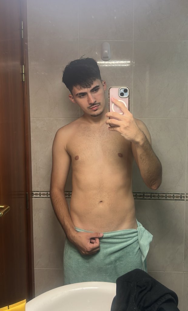 xiraxiakirax's tweet image. Montado // desmontado