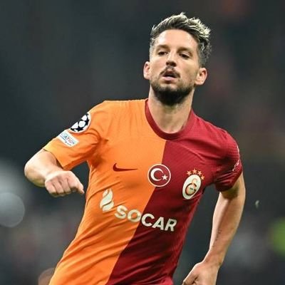 WineDrinkSahin: "Vatan evladı TrakyadaCicek 4 aydır Edirne'de yatıyor!"*

Sosyal medyada yaptığı çıkışlarla sık sık gündeme gelen <a href="/winedrinksahin/">WineDrinkSahin</a>,  bu kez dostuna sahip çıktı. Edirne'de susturulan <a href="/trakyadacicek/">🐝irem</a>'e dair : O Bir Vatan Evladı eğitim kurbanı 4 aydır Edirne'de dedi