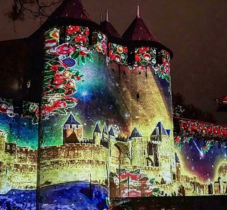 L'incroyable histoire de #Carcassonne.
Un spectacle son et lumière au cœur de la Cité.
remparts-carcassonne.fr/actualites/l-i…
