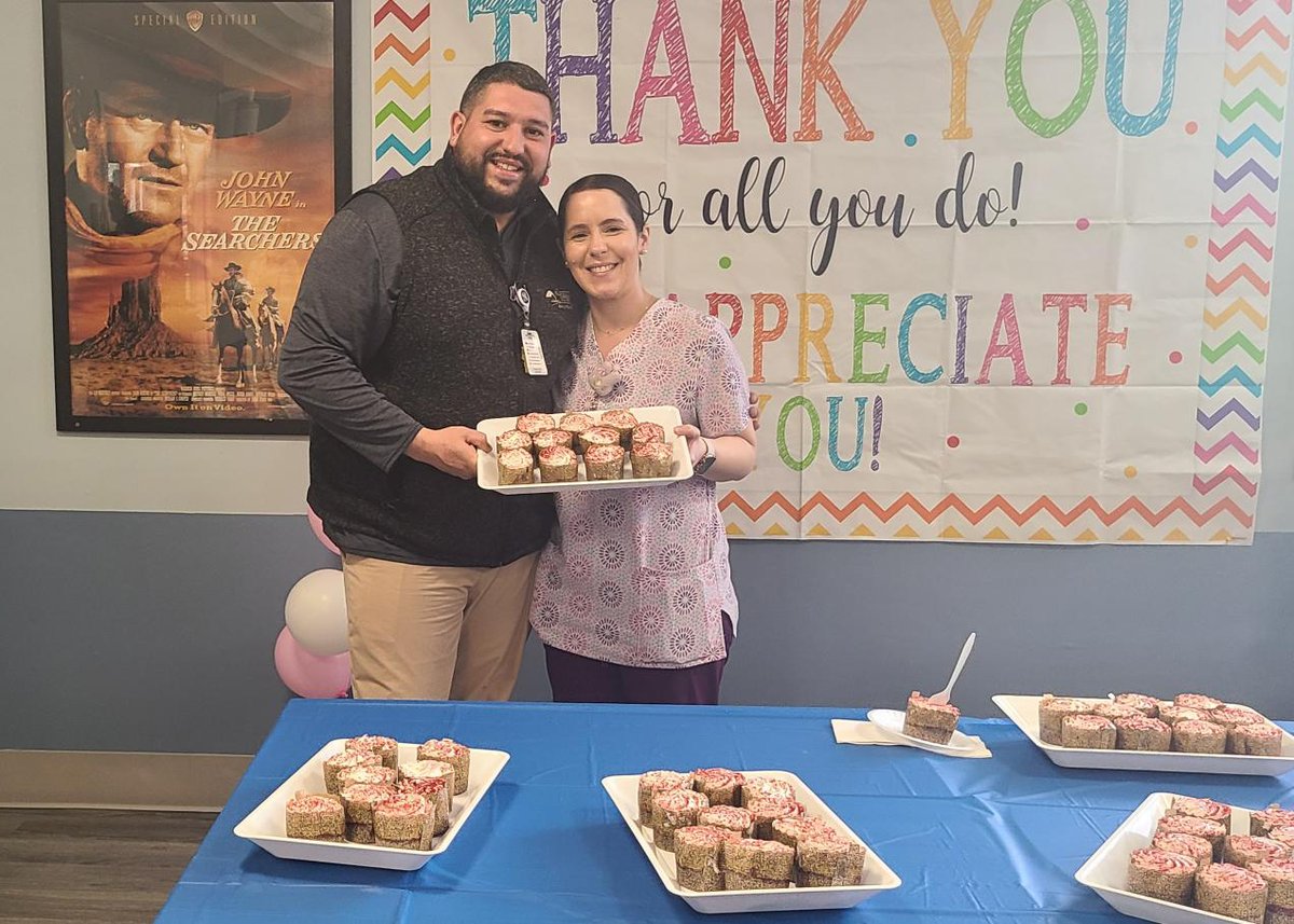 NextStepHC's tweet image. Things like twin day and staff appreciation day fill a facility with smiles 😁 If you're looking for a fulfilling job that makes a difference, click the link below to see Fall River Healthcare's openings that you could apply to today!
fallriver.employ.onshift.com
