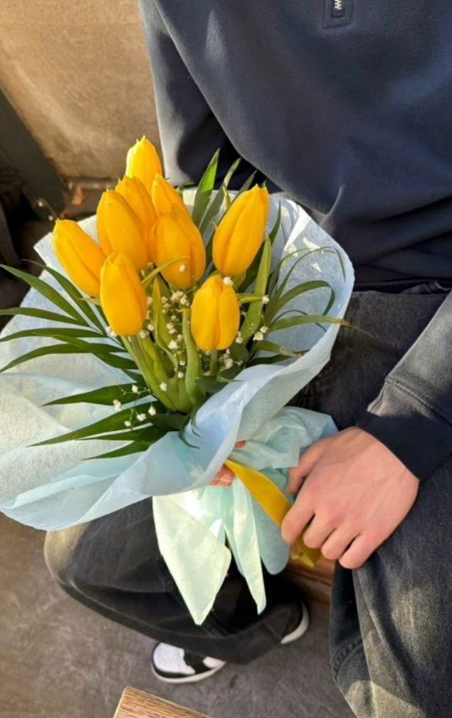 Las chicas solo queremos uno que llegue así de la nada