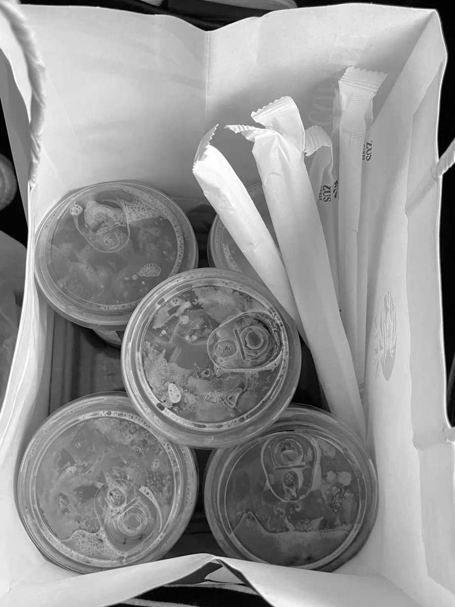 ️️ 
️️ 

𝘿𝙟𝙖𝙟𝙖𝙙𝙝𝙖𝙧𝙩𝙖'𝙨 𝙍𝙚𝙨𝙞𝙙𝙚𝙣𝙘𝙚𝙨, 𝙏𝙚𝙗𝙚𝙩 
𝘿𝙚𝙘𝙚𝙢𝙗𝙚𝙧 𝟰𝙩𝙝, 𝟮𝟬𝟮𝟱 ~ 𝟮𝟬.𝟬𝟯 𝙒𝙄𝘽

“Permisi, makan malam siap!” 

️️ 
️️