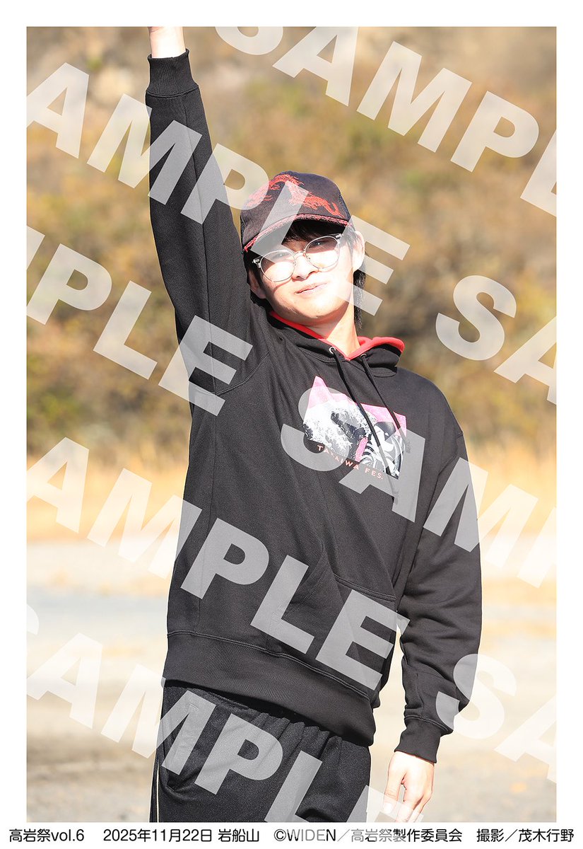 【#高岩祭 オンラインショップinfo①】

💥#高岩祭 vol.6🪭
《#高岩成二 と征く! 
岩船山&amp;大衆演劇日帰りバスツアー》

出演者フォトデータの
販売を開始いたしました！

ツアーご参加者はもちろん
参加されていない方もご購入🆗

シークレットゲストの
#高岩芯泰 セットも✨

tkiwfes.stores.jp