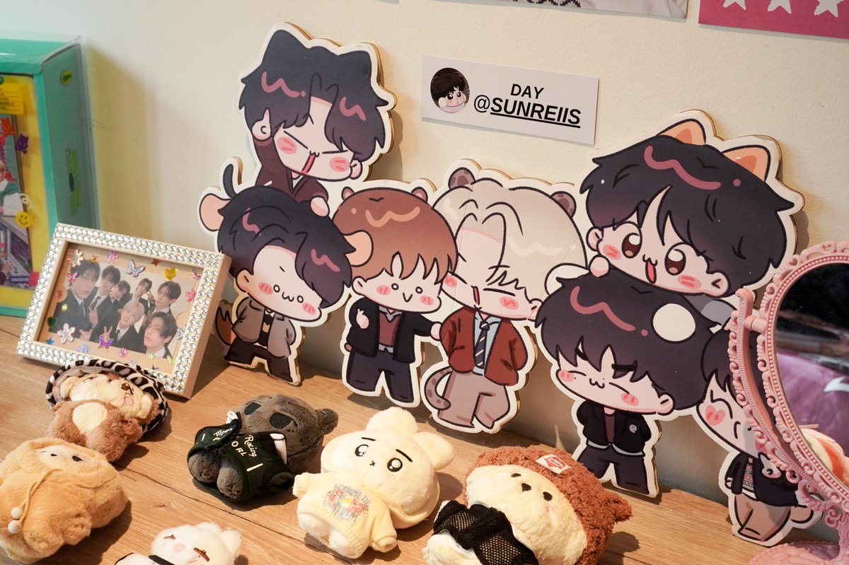 another love to share from our special fanart collaborators 💗 

thank you so much for bringing so much joy for ENGENEs through your art &amp; drawings 💌

<a href="/hrts4jay/">nika</a> <a href="/spicytrus/">chaa</a> <a href="/orimurariki/">⋆ ppang ⋆</a> <a href="/325DAZE/">daze</a> <a href="/coocomint/">° ♡ ᴍɪɴᴛ ♡ °</a> <a href="/sunreiis/">day</a>