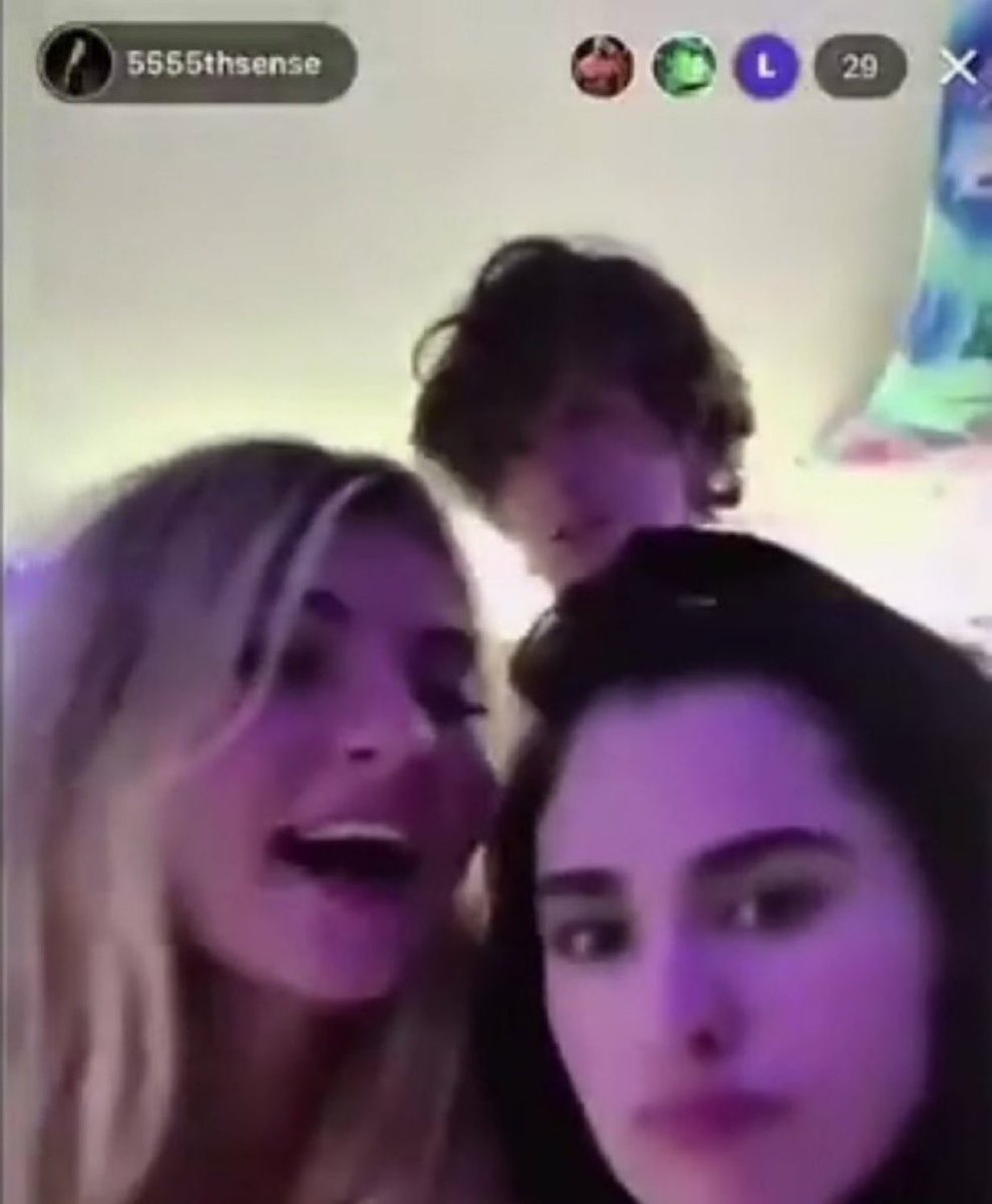 Besties came over 🥹

A thread 🎥 👇