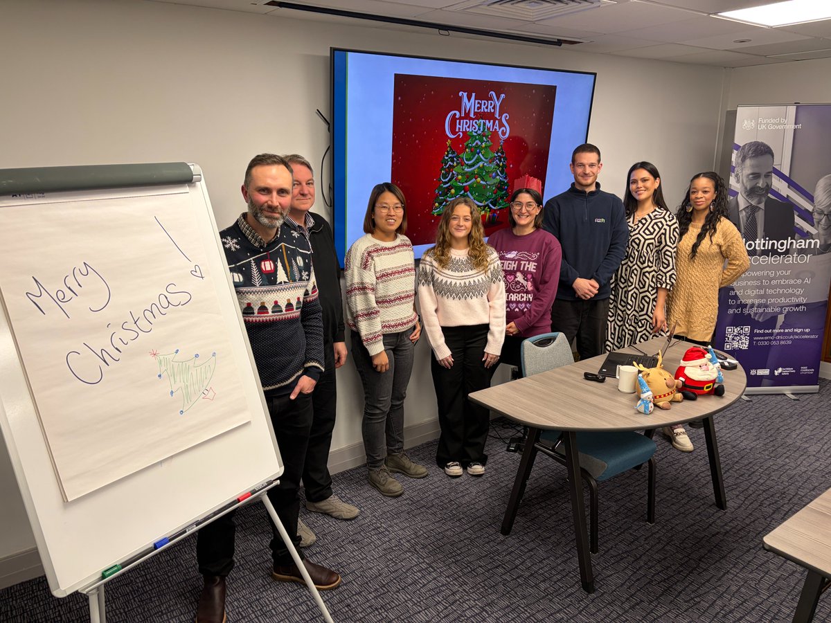 And that's a (festive 🎄) wrap as our Four-day Sustainability, ESG and Net Zero Development Programme came to an end yesterday in #Nottingham. 🎬

A huge thank you to all our delegates and trainer Becky. Hope to see you all again soon at future Accelerator training events #ukspf