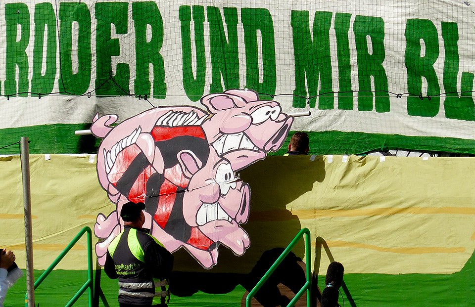 So eine Glubbsau möchte ich niemals sein!

Scheiß FCN