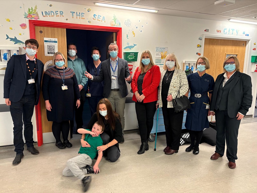 CwmTafMorgannwg's tweet photo. Prince Charles Hospital launches Wales' first immersive room to support children in A&amp;E - Cwm Taf Morgannwg University Health Board
https://t.co/VLvnpydnCG https://t.co/ialn2HEYXF
