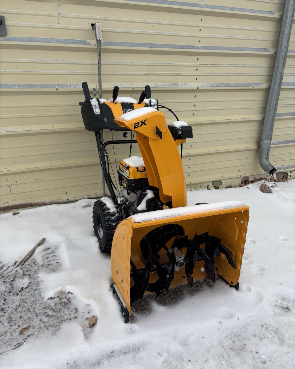 ❄️Christmas Crawl is here! Be sure to stop in tonight from 5-9 and see how we can help with your Christmas shopping!🎄
💥Special pricing (today only!) on our last remaining in stock snowblower - $1899💥
444services.com/lawn-garden-in…