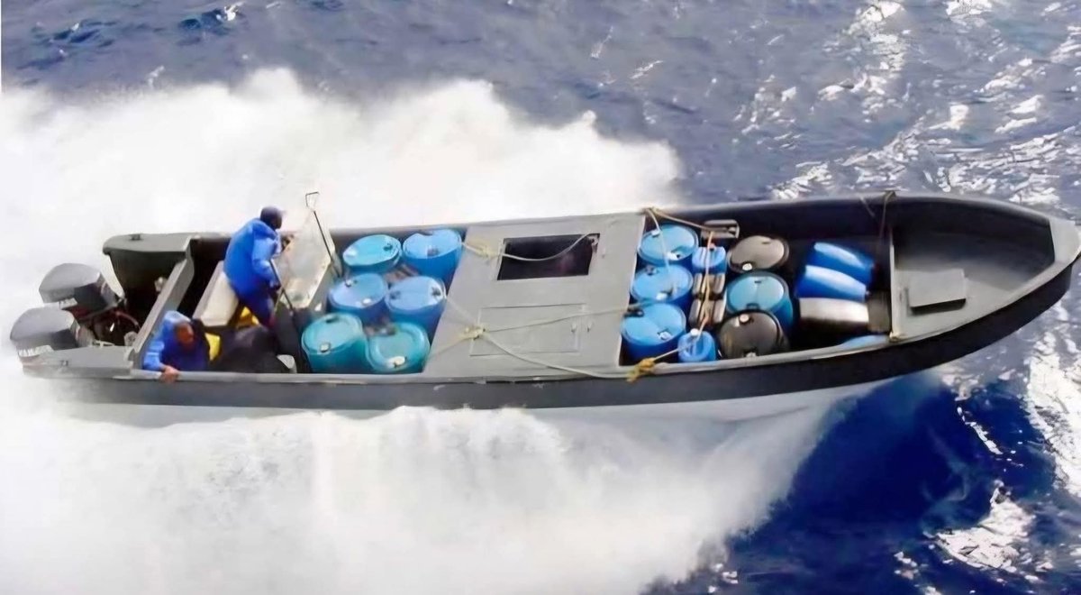 RealHickory's tweet image. Democrats can&apos;t identify a woman, a criminal, a peaceful protest, dementia, or which bathroom to use, but they sure can identify a fishing boat when they see one 🤡 🌎