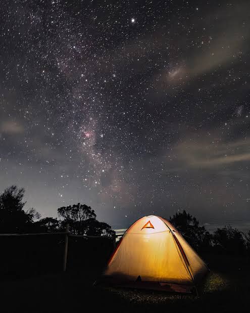 sphnlv's tweet photo. Adoro que quando eu digo que sou fotógrafa as pessoas logo pensam em estúdio, modelo, moda, mas é com esse tipo de foto que eu trabalho e amo. 🌌 https://t.co/yYvPs8rhoS