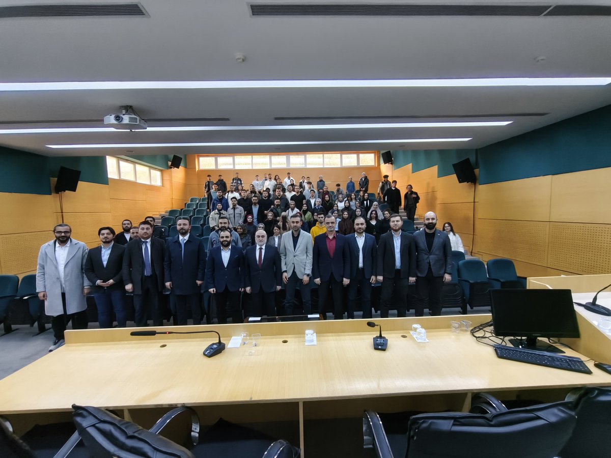 📎İSEFAM KAGEP Sektör Buluşmalarının ilkini TKBB (<a href="/TkbbOrgTr/">Türkiye Katılım Bankaları Birliği</a>) Genel Sekreteri İsmail Vural'ın katılımıyla gerçekleştirdik. Katılım Bankacılığı sektöründeki güncel gelişmeler ve gelecek beklentilerinden bahseden Sn. Vural, öğrencilerimizin sorularını samimiyetle cevapladı. Güzel
