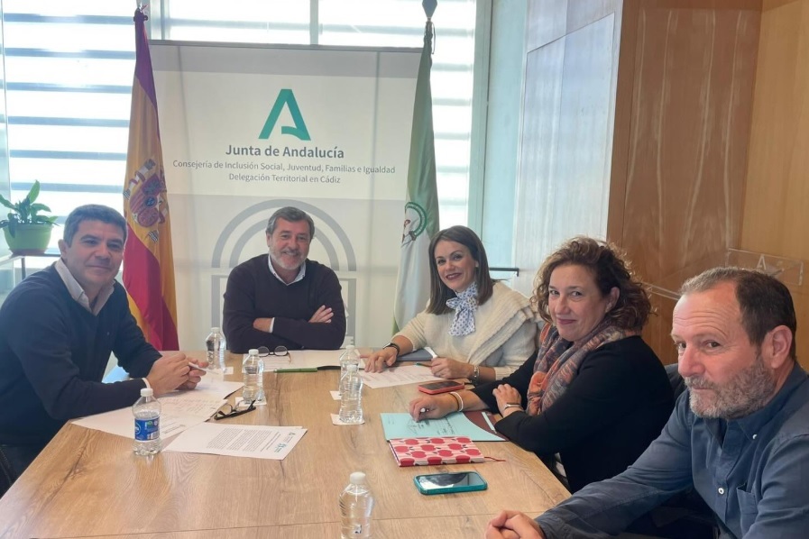 IAJuventud's tweet image. 📣El #IAJ convoca el II Concurso de Coplas a la Juventud Andaluza.

El premio va dirigido a las agrupaciones infantiles y juveniles que participan en el Concurso Oficial de Agrupaciones Carnavalescas de 2026 👏

🔗juntadeandalucia.es/organismos/iaj…