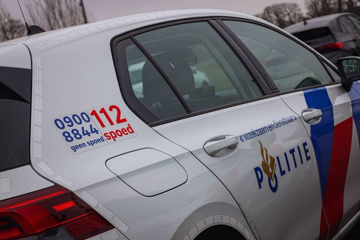 Heterdaad woninginbraak in Marum: bewoonster ziet inbrekers uit raam klimmen