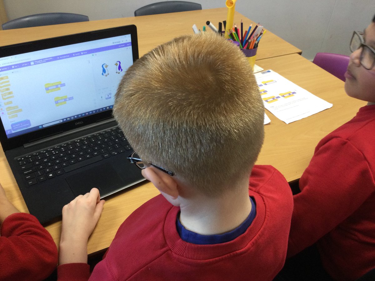 StBartsCofE's tweet image. Year 4 - Today in computing class 11 worked in pairs fixing multithread bugs on scratch. 

#scratchcoding
