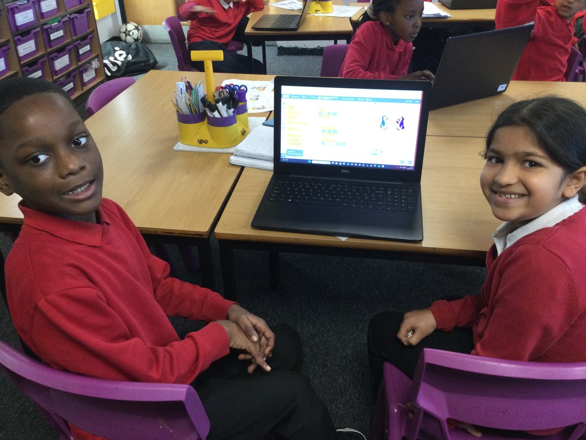 StBartsCofE's tweet image. Year 4 - Today in computing class 11 worked in pairs fixing multithread bugs on scratch. 

#scratchcoding