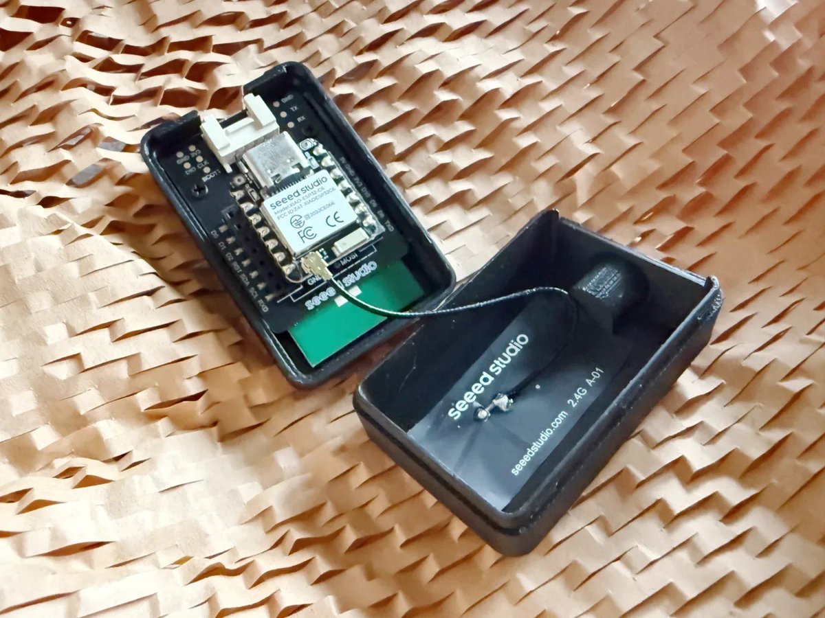 seeedstudio's tweet image. Ever wondered how a sensor can detect human breathing and heartbeat in real time? @MeshSmartHomeX&apos;s Benjamin Lee reviews our XIAO MR60BHA2 60GHz mmWave sensor — offering presence, heartbeat, breathing &amp;amp; light detection with XIAO ESP32C6 + ESPHome for powerful @home_assistant…