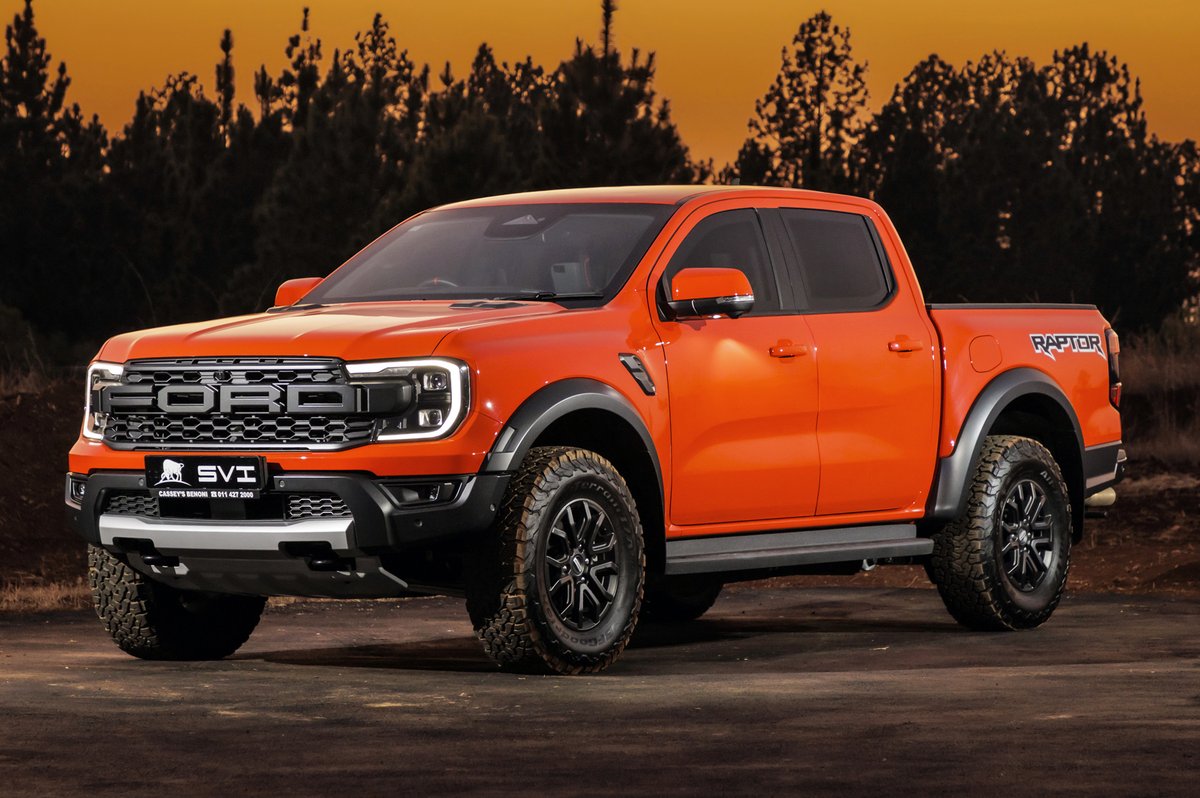 💪 What a year! Which was your favourite new SVI armouring product of 2025? We've restricted this list to 4... 😁

1️⃣ B6 Toyota Land Cruiser Prado
2️⃣ SVI LITE (for various models)
3️⃣ B4+ Jeep Grand Cherokee
4️⃣ Ford-backed B6 Ranger Raptor

👀 We're looking forward to 2026! 🙌