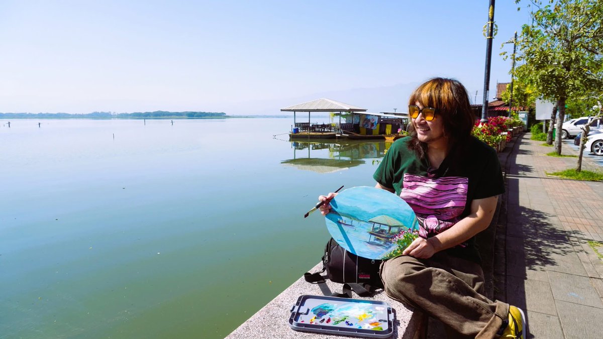 maartstudio's tweet image. ”Kwan Phayao view painting.“
ไปวาดรูปวิวสวยๆที่ กว๊านพะเยา บรรกาศดีมากๆ ติดตามได้ใน เที่ยวด้วยวาดด้วย เร็วๆนี้ครับ #กว๊านพะเยา #เที่ยวด้วยวาดด้วย
#gopaint #landscapepaintings #acrylpainting