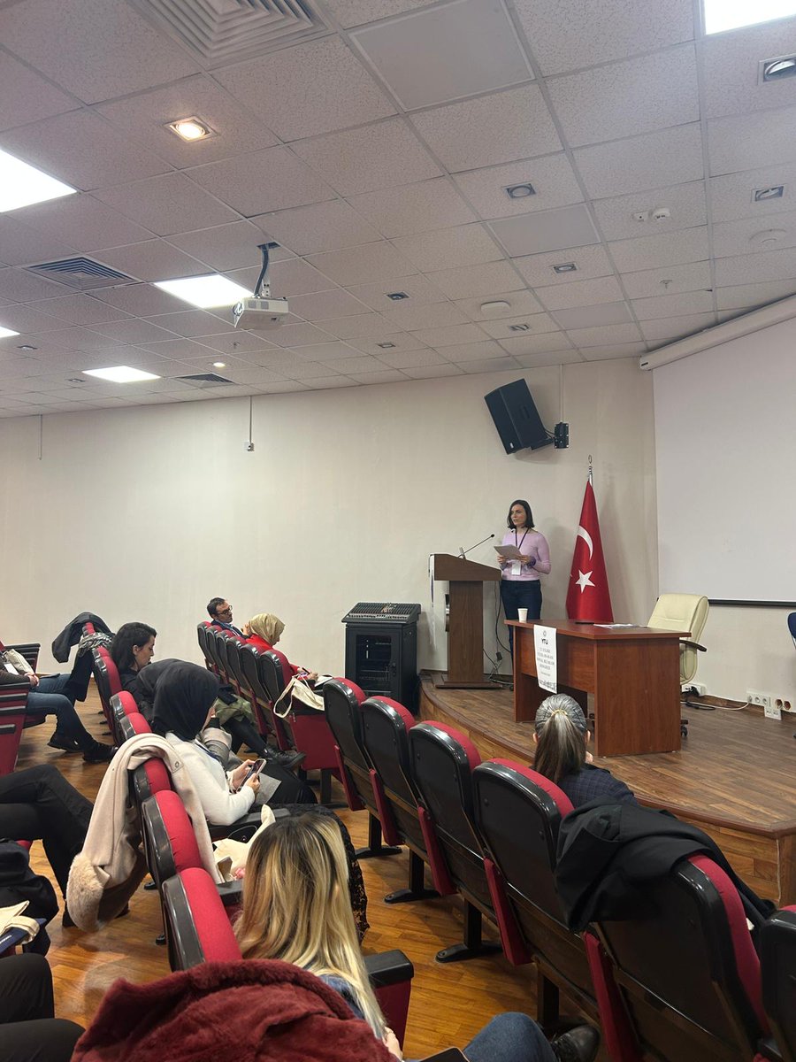 YTÜ Sosyal Bilimler Enstitüsü tweet media