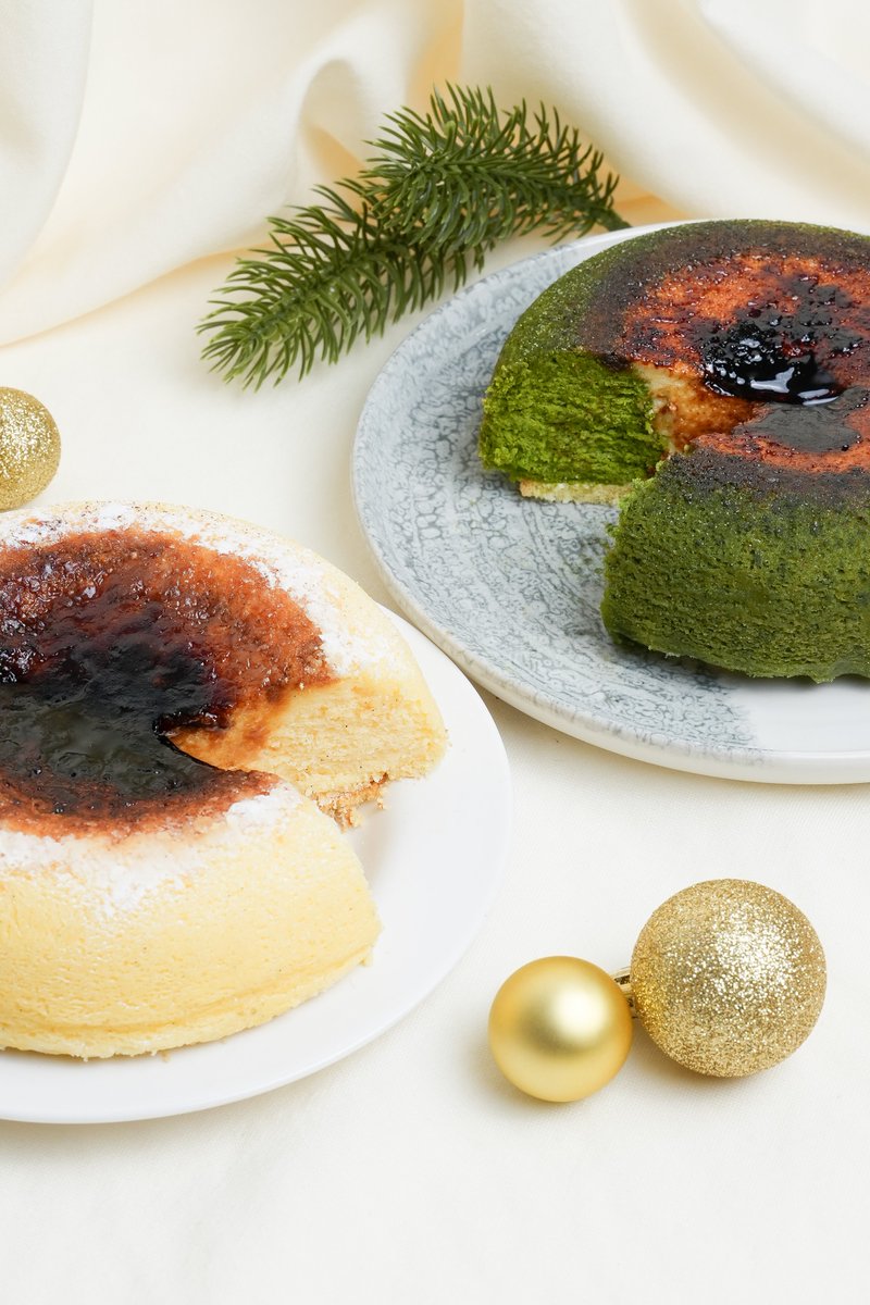 focetta's tweet image. 🎄✨ フォチェッタのクリスマス ✨🎄
4つの甘い魔法で、聖夜がふわりとほどける…❄️💫
☁️ プレーン：やさしいミルクの余韻
🍵 抹茶〈利休〉：上品な渋みと香り
🍫 ショコラ：濃厚ヴァローナの深み
🍓 苺：華やかで甘酸っぱい香り
#クリスマススイーツ