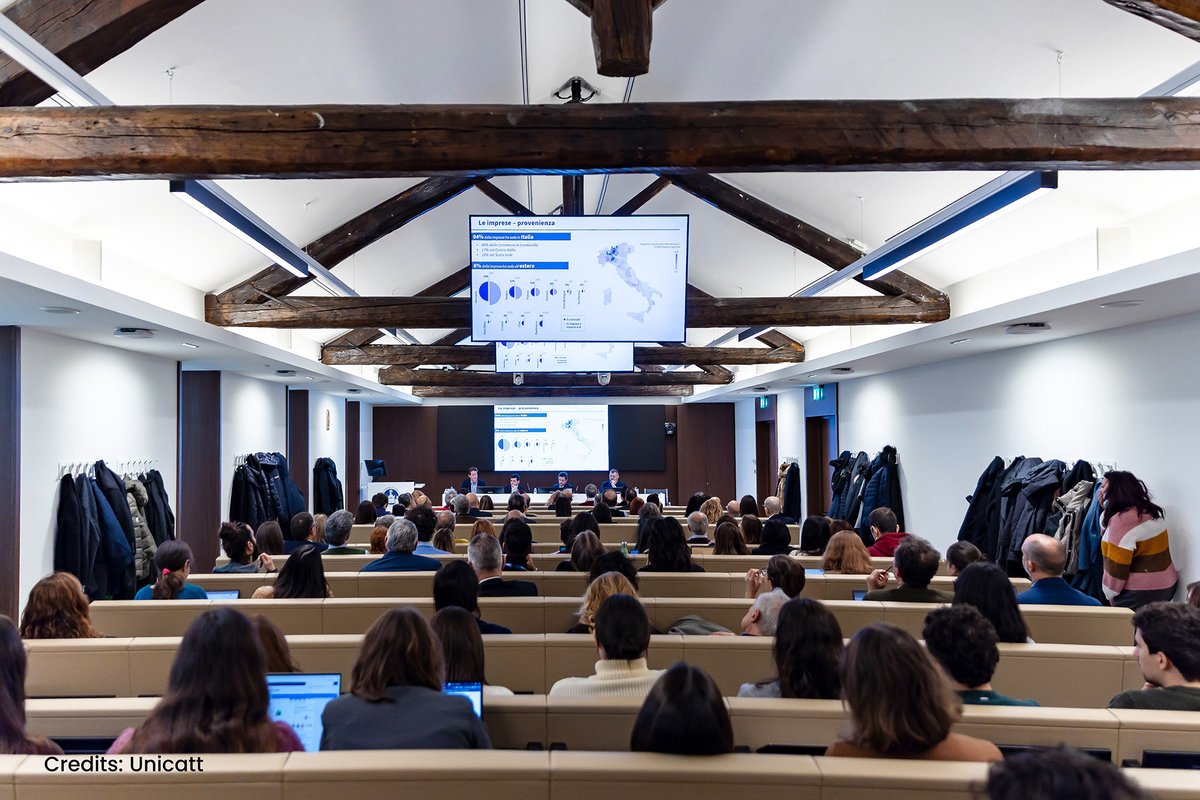 transcrime's tweet photo. 150 professionisti in sala per la presentazione di: “Grandi Opere e Legalità: l'esperienza di M4”: il primo studio empirico – di Transcrime, Crime&amp;tech e M4 – sui controlli di legalità in una Grande Opera, la ‘linea blu’ della metro di Milano.

🔗Report: https://t.co/7rk2W3UaFP https://t.co/TGgcMXi93q
