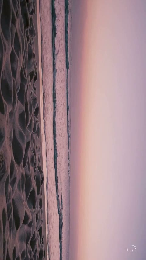 She looks effortlessly stunning, like beauty that doesn�t try, yet captures every heart