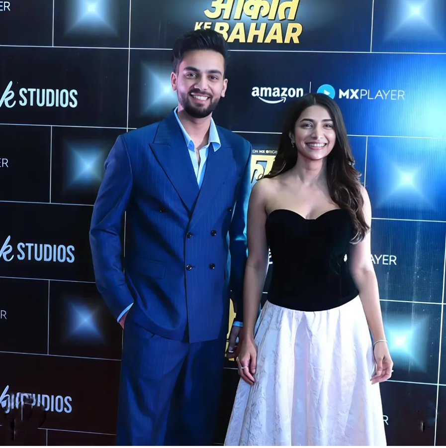 Himansh98069025's tweet image. Sabse badiya Frame to ye hai
😍😍😍
#ElvishYadav #ElvishArmy