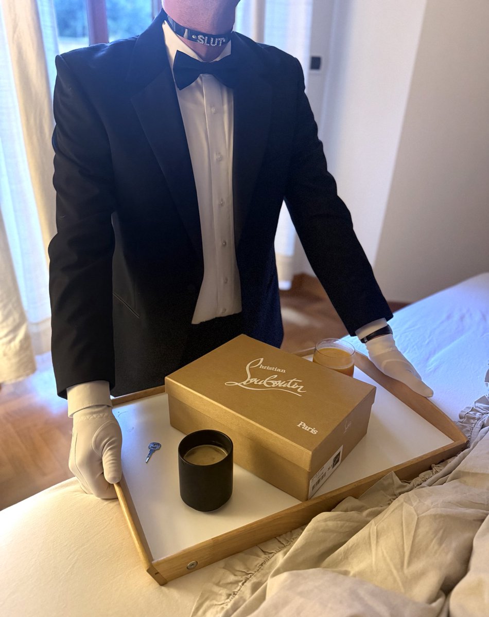 These kind of mornings. I call it “Louboutin breakfast”.