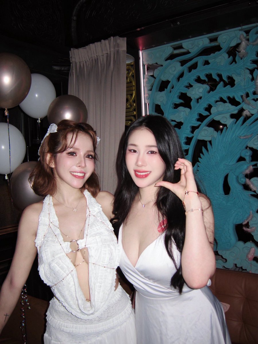 好看的人都玩在一起 https://t.co/2EkC3Yu0wn