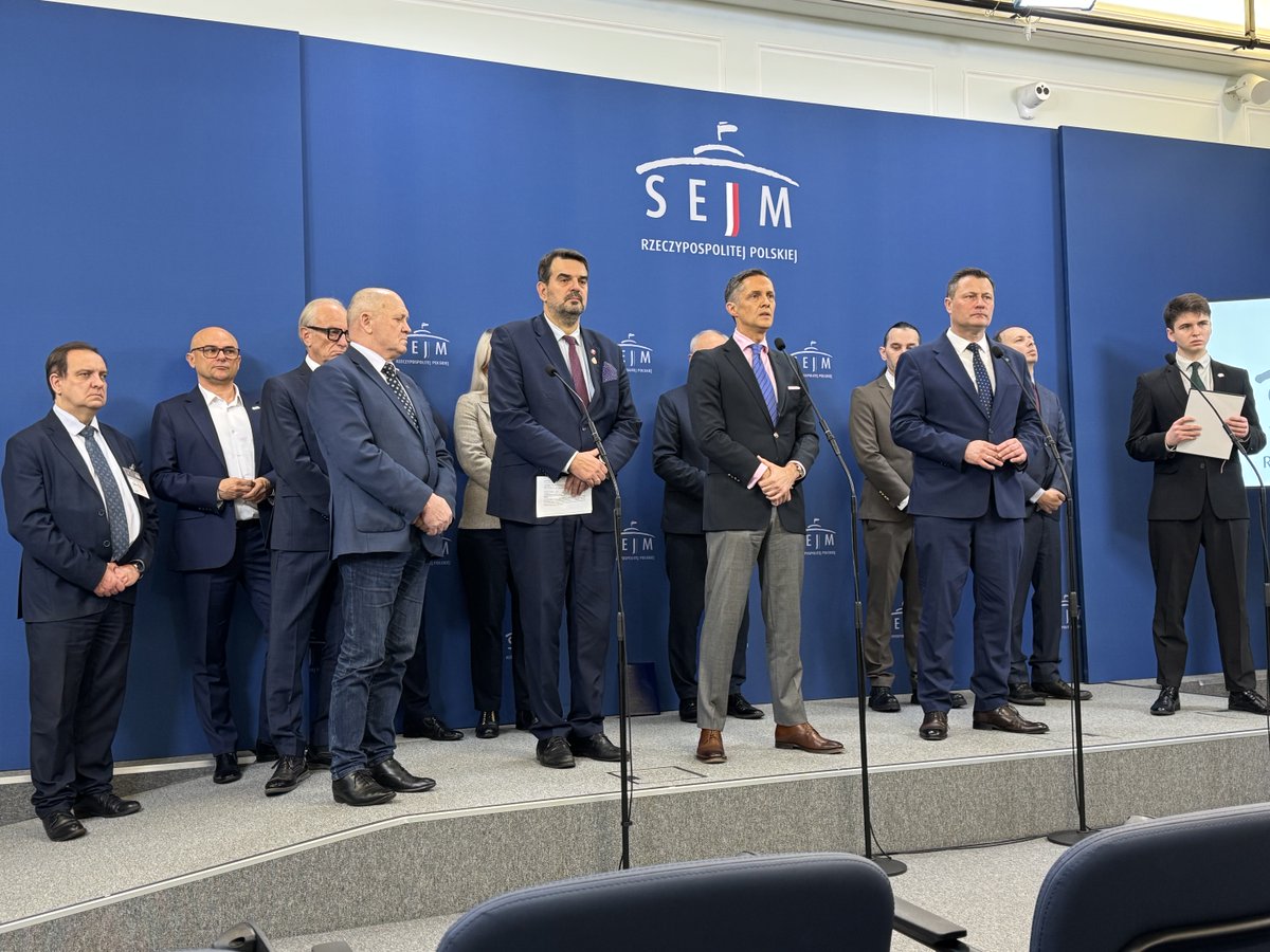 PSL i przedstawiciele pracodawców, mówią twarde „nie” szykowanej przez ⁦<a href="/AgaBak/">A. Dziemianowicz-Bąk</a>⁩ reformie Państwowej Inspekcji Pracy, której efektem ma być zamiana nieprawidłowych umów cywilnoprawnych i B2B w etaty w drodze dec. adm. inspektora. Wątpliwości słychać też w ⁦<a href="/PL_2050/">Polska 2050</a>⁩