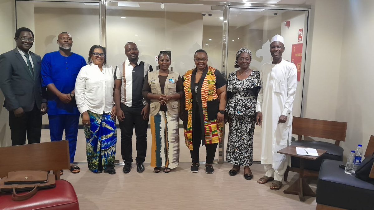 SLL_PVG_NG's tweet image. Final Day of IDI Visit
Highlights from the concluding day of the IDI Visit, featuring the Steering Committee members and team during the working session, followed by a group photograph capturing the collaborative spirit of the engagement.

#IDIVisit #SteeringCommittee
