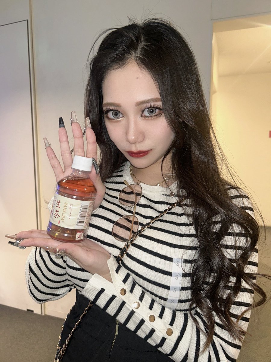 膝ガックガクなってるやつ上げたから全員プロフ来い