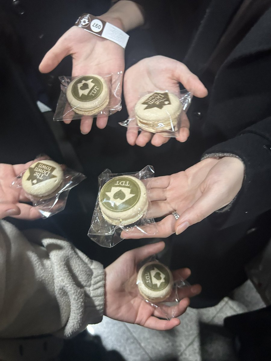 streetpessimist tweet media