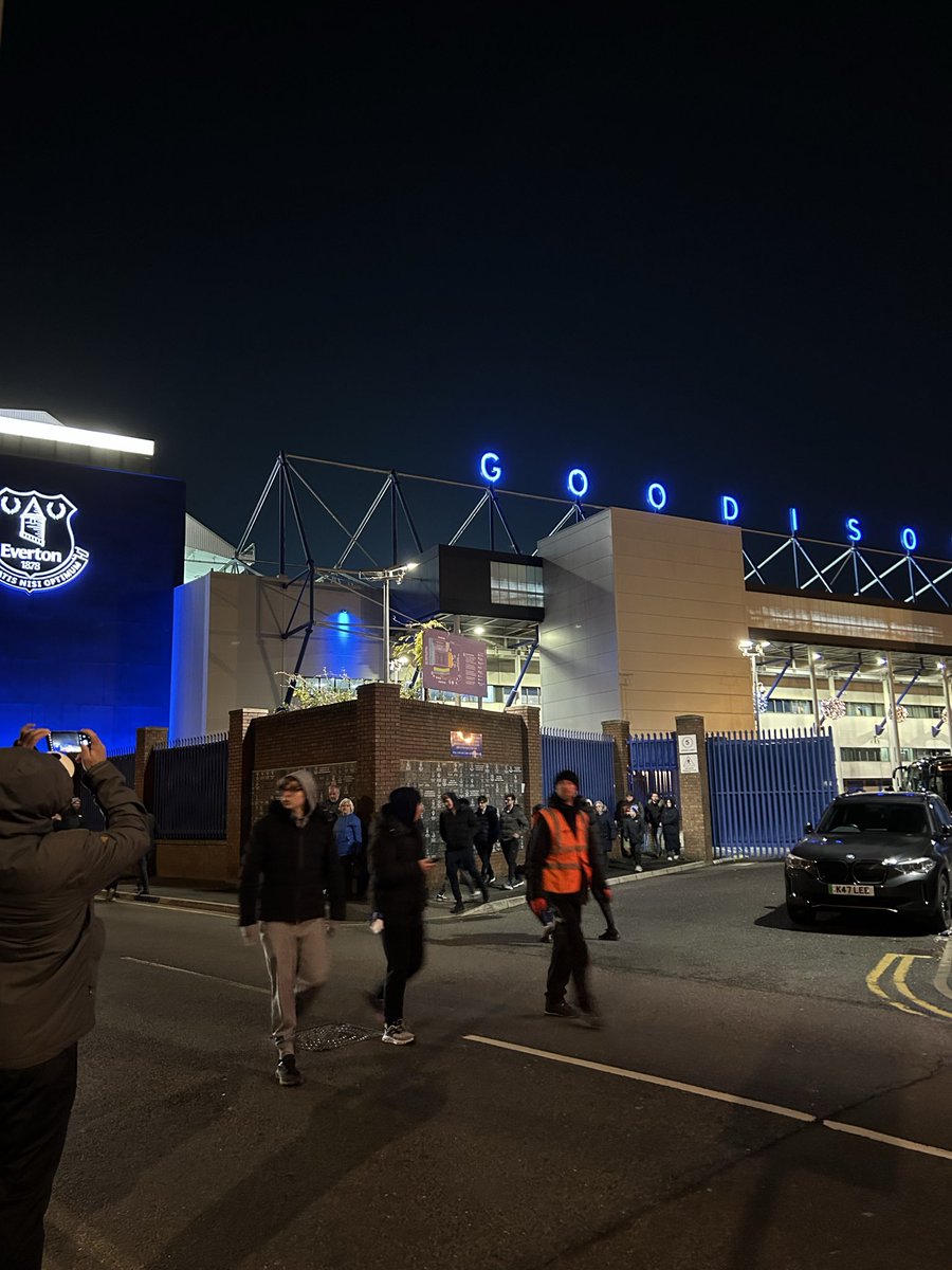 flav🇨🇭 tweet media